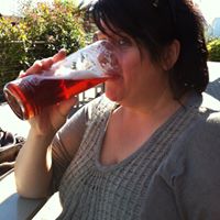 Angela Whiting Photo 28