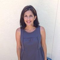 Elizabeth Ware Photo 16