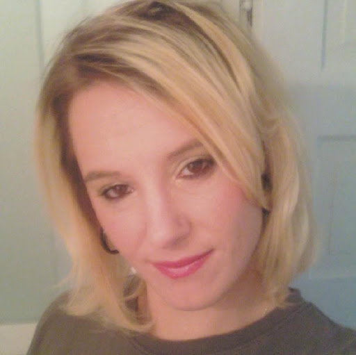 Julie Roberts Photo 43