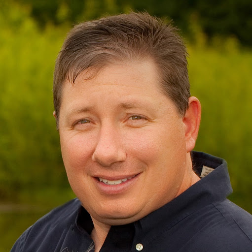 Terry Iverson Photo 10