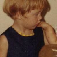 Anne Calvert Photo 9