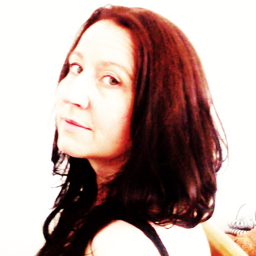 Maxine Dunn Photo 10