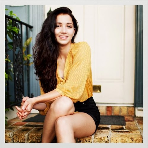 Emily Rudd Photo 38