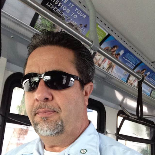 Jose Iniguez Photo 36