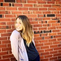 Emily Downing Photo 12