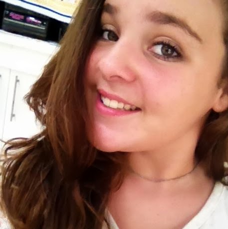 Julia Lucas Photo 41