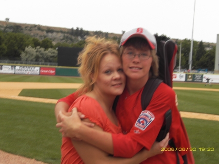 Cynthia Thompson Photo 14