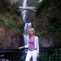 Julie Donald Photo 31