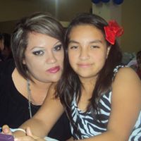Sandy Vega Photo 6
