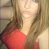 Elise Howell Photo 17