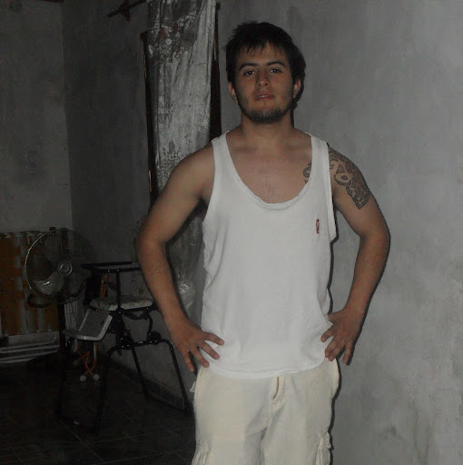 Adrian Escobar Photo 7