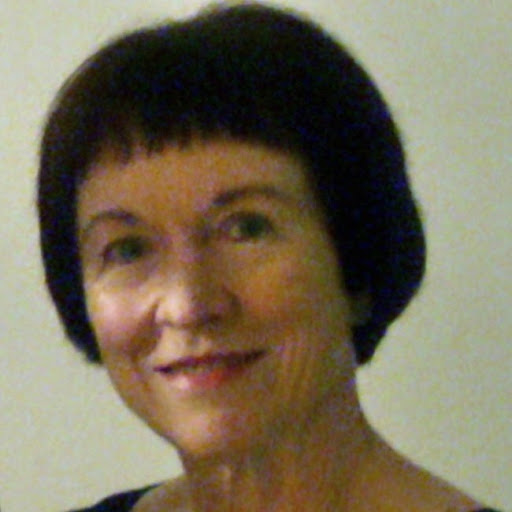 Patricia Applegate Photo 8