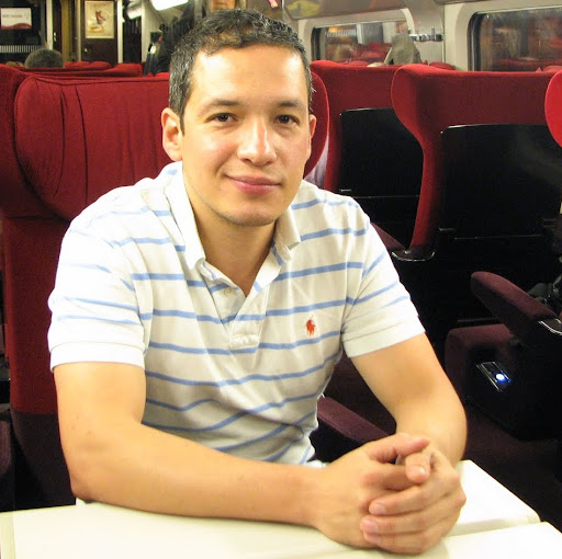 Roberto Navarrete Photo 15