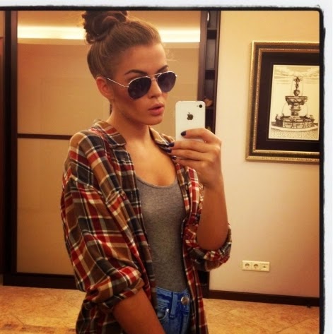 Isabella Harris Photo 19