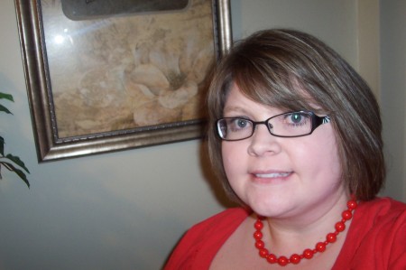 Stephanie Thompson Photo 22