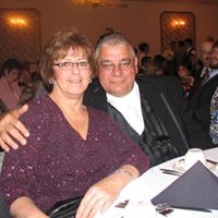Suzanne Miller Photo 26
