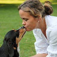 Jennifer Fielder Photo 15