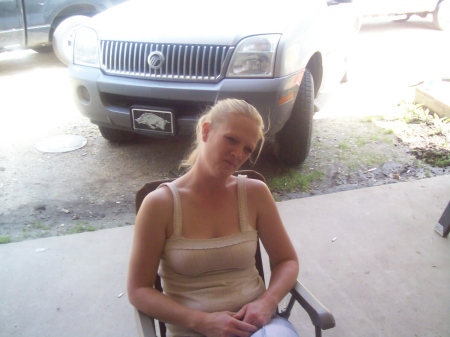 Sarah Ballard Photo 40