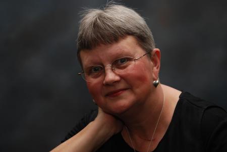 Debra Scott Photo 29