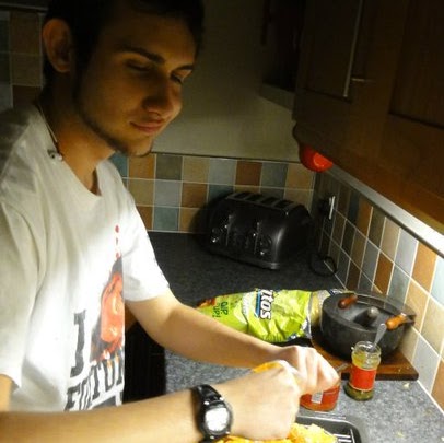 Harry Morris Photo 10