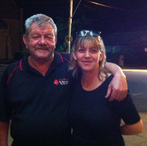 Vicki Simpson Photo 34