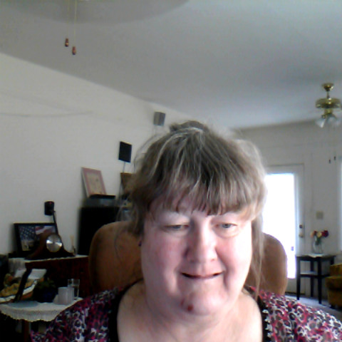 Karen Calvert Photo 33