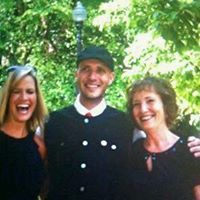 Linda Welch Photo 27