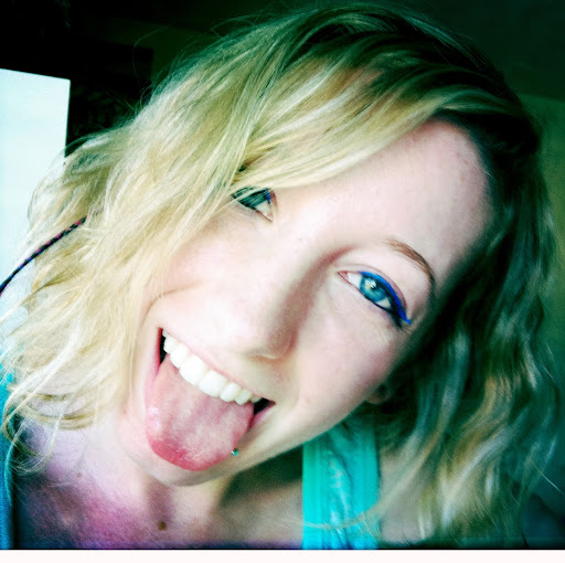 Jenna Jones Photo 34