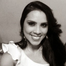 Jenny Benitez Photo 11
