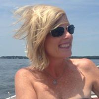 Meg Kerr Photo 17