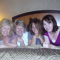 Ruth Weeks Photo 8