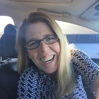 Elizabeth Morrissey Photo 17