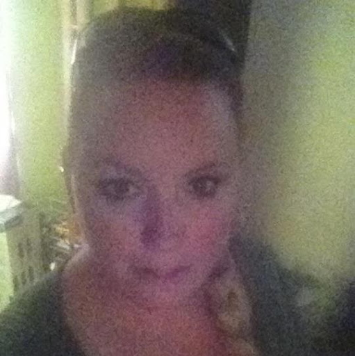 Karen Thacker Photo 29