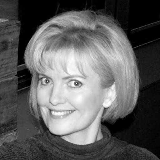 Amanda Patterson Photo 20