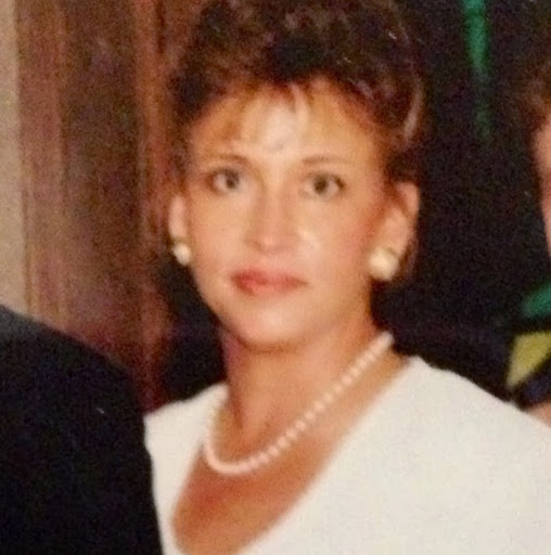 Janet Sutton Photo 8