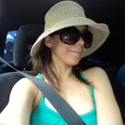 Johanna Calderon Photo 22
