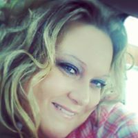 Lori Rowe Photo 17