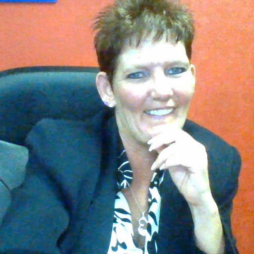 Robyn Mcintyre Photo 9