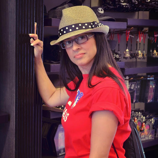 Jeanette Torres Photo 18