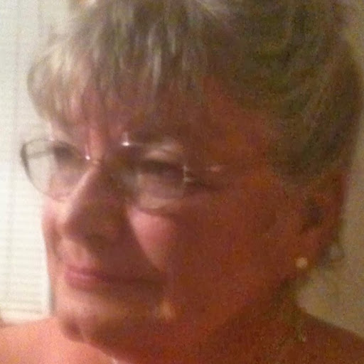 Vickie Howell Photo 10