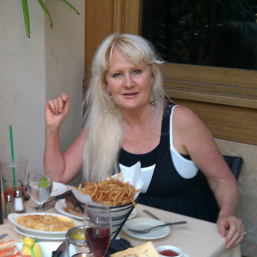 Judith Andrews Photo 35