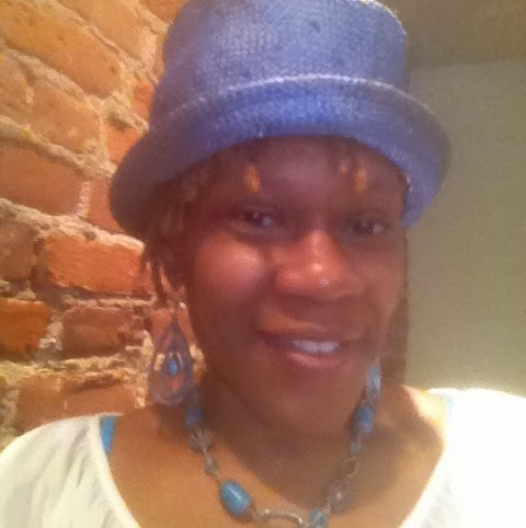 Lisa Locke Photo 22