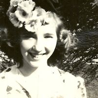 Joan Lucci Photo 5
