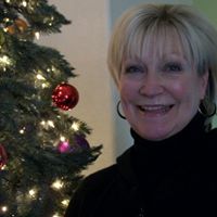 Becky Wolf Photo 39
