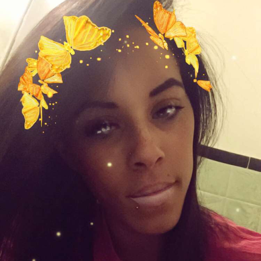 Ebony Johnson Photo 14
