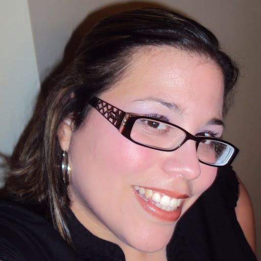 Angela Garcia Photo 14