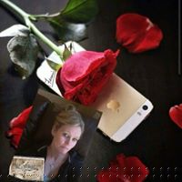 Rebecca Shultz Photo 13