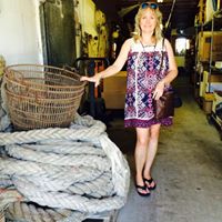 Debra Collins Photo 17