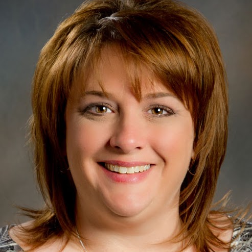 Carie Myers Photo 15