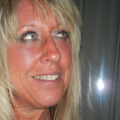 Jennifer Thacker Photo 33